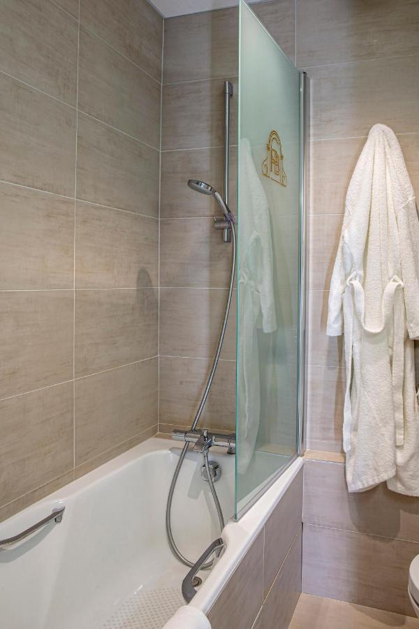 Best Western Grand Hotel De Bordeaux Aurillac Exterior foto